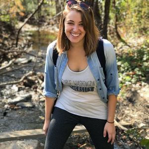 Meet your Posher, Katelyn